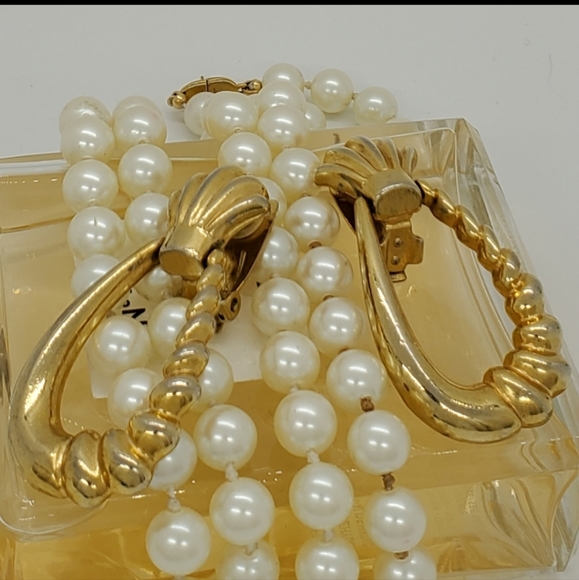 Vintage Paolo Gucci Rare Signed Seashell Door Knocker Earrings